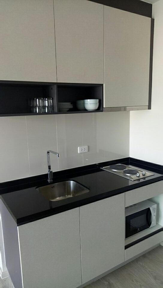 The Base Pattaya By Feng Appartement Buitenkant foto