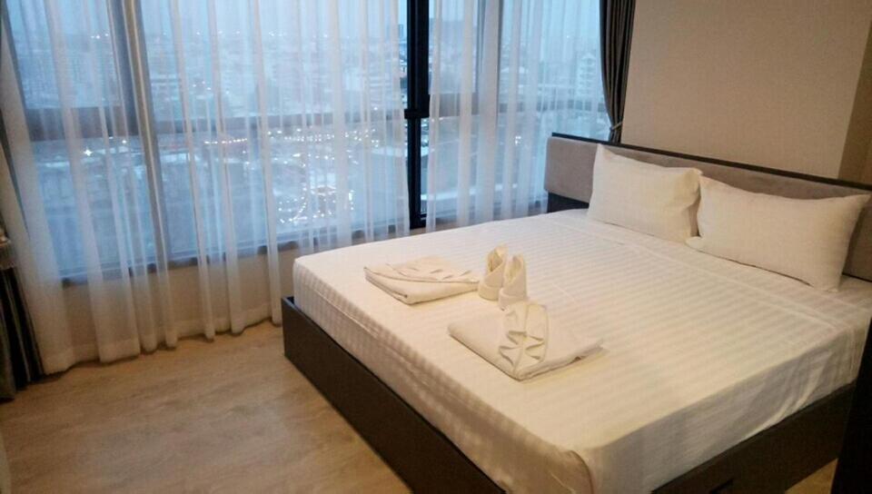 The Base Pattaya By Feng Appartement Buitenkant foto