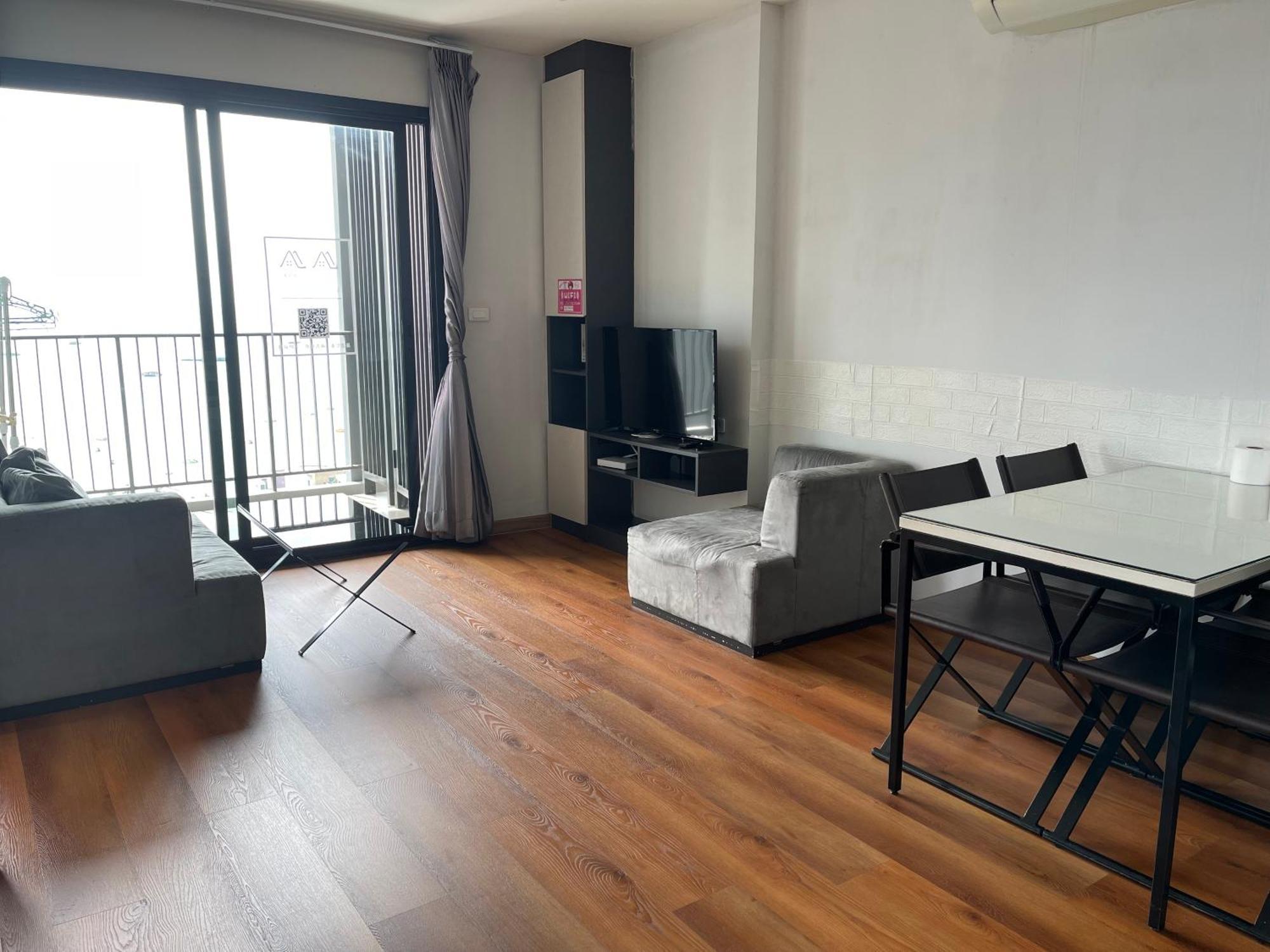 The Base Pattaya By Feng Appartement Buitenkant foto
