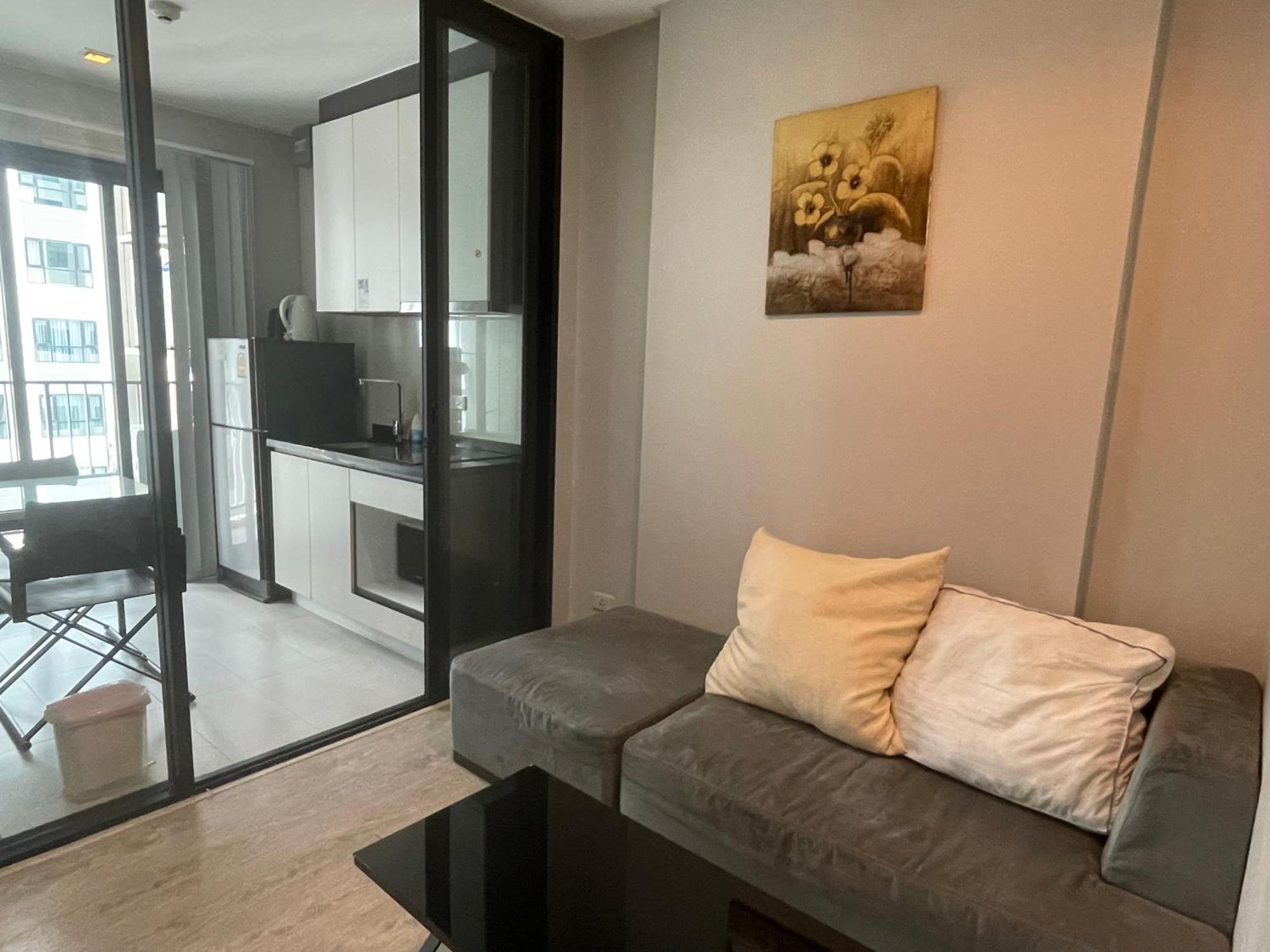 The Base Pattaya By Feng Appartement Buitenkant foto