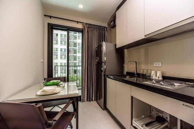 The Base Pattaya By Feng Appartement Buitenkant foto